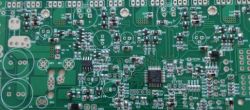 ¿Por qué se utilizan materiales cerámicos para PCB?