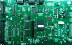 ¿Por qué los bordes de las placas de PCB se queman cuando se galvanizan?