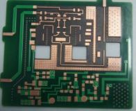 Placa de circuito de alta frecuencia: comparación entre la línea MICROSTRIP y la Guía de onda coplanar de puesta a tierra