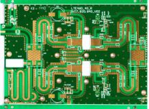 ¿Por qué la placa de microondas de alta frecuencia se calienta?