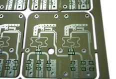 PCB 교정과 보드 간의 차이점