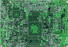 La placa de circuito de PCB está compuesta por alambre.