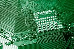 Che cosa è l'involucro per la scheda PCB