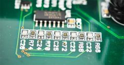 Formato de archivo de PCB y chip de cifrado para evitar la copia de PCB