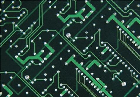 Kỹ sư PCB phân tích tại sao bảng mạch hỏng