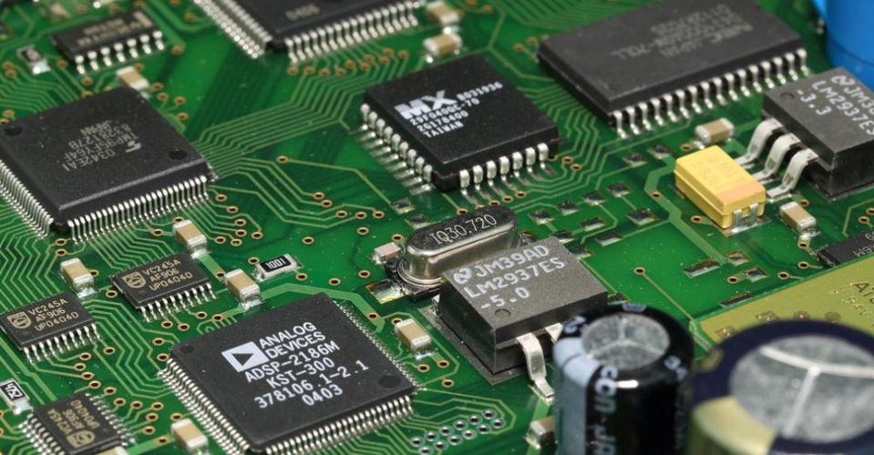 bagaimana membaca pcb